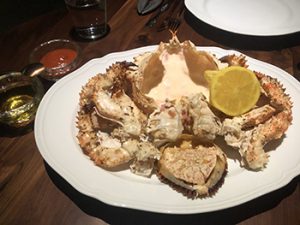 Crab with lemon